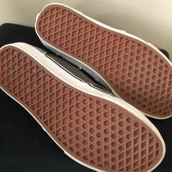 Van’s Skateboard Lace Up Shoes Men’s 8